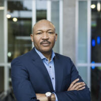 Portraitfoto von Herrn Prof. Dr. Louis Henri Seukwa