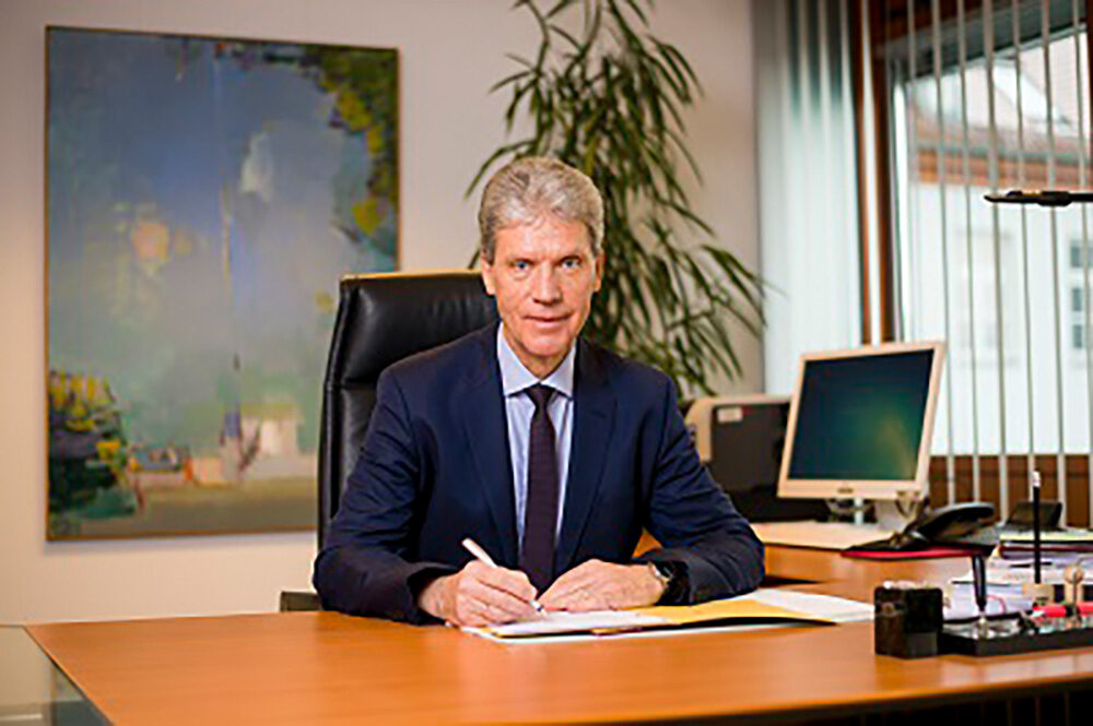 Helmut Holter Thüringer Minister für Bildung, Jugend und Sport