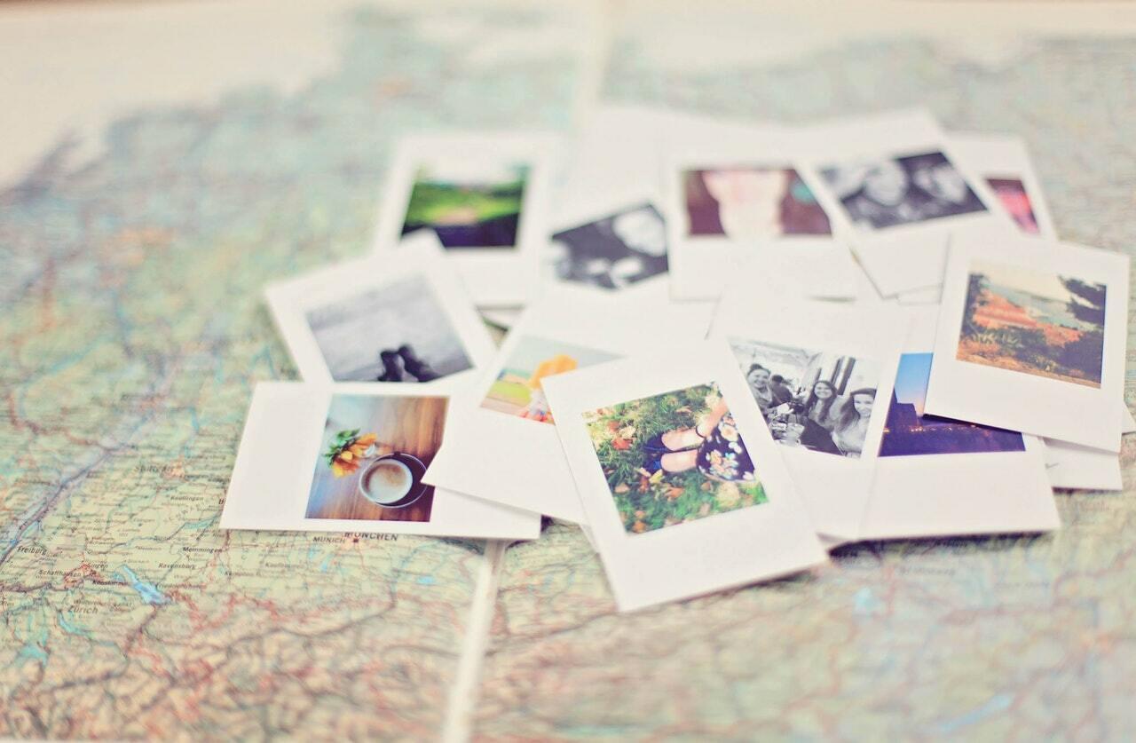 Weltkarte mit Fotos
