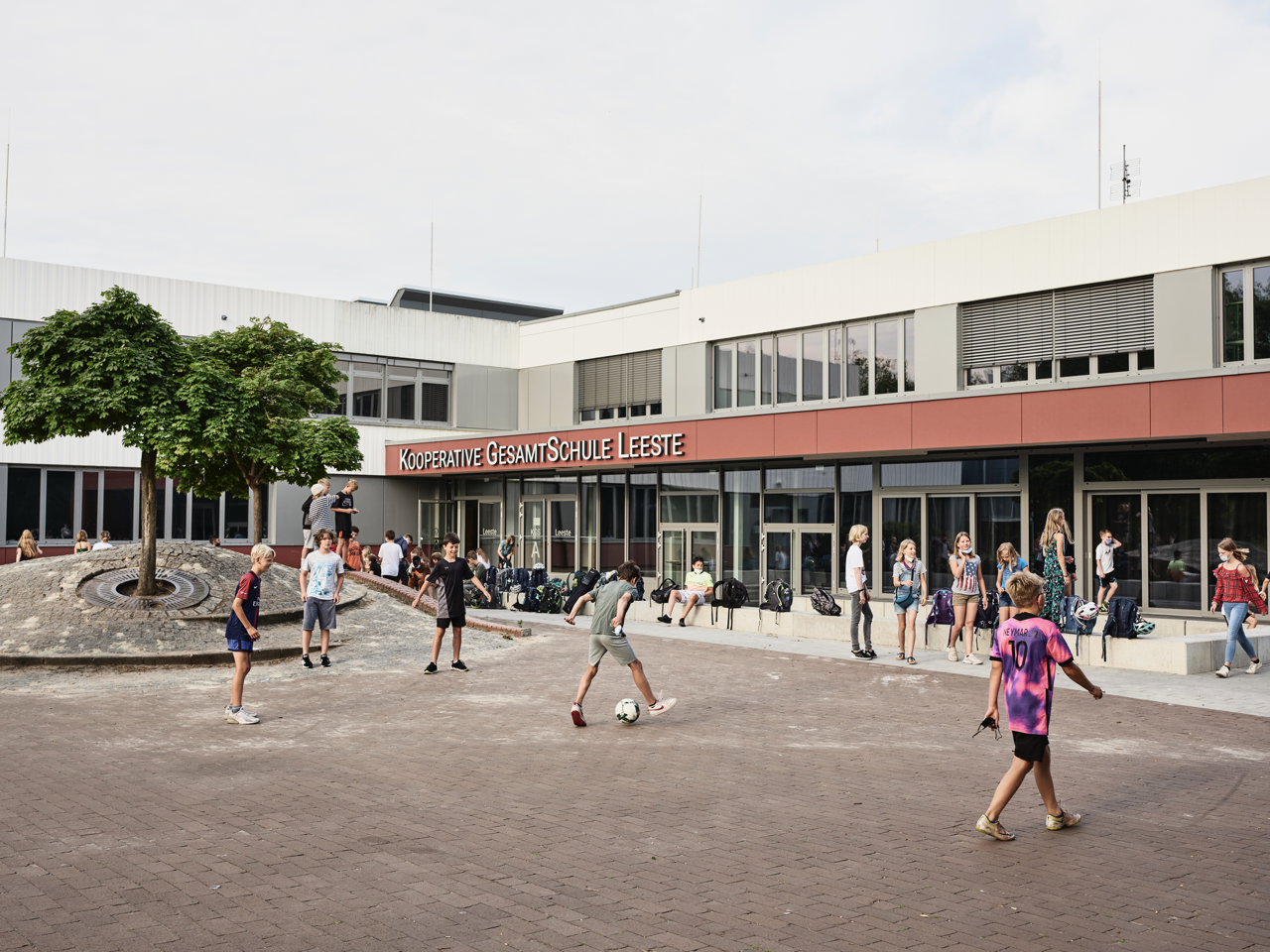 Schulhof der Kooperative Gesamtschule Leeste.