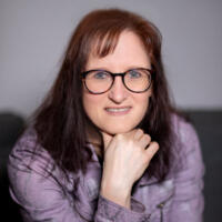 Portraitfoto von Dr. Martina Sobel