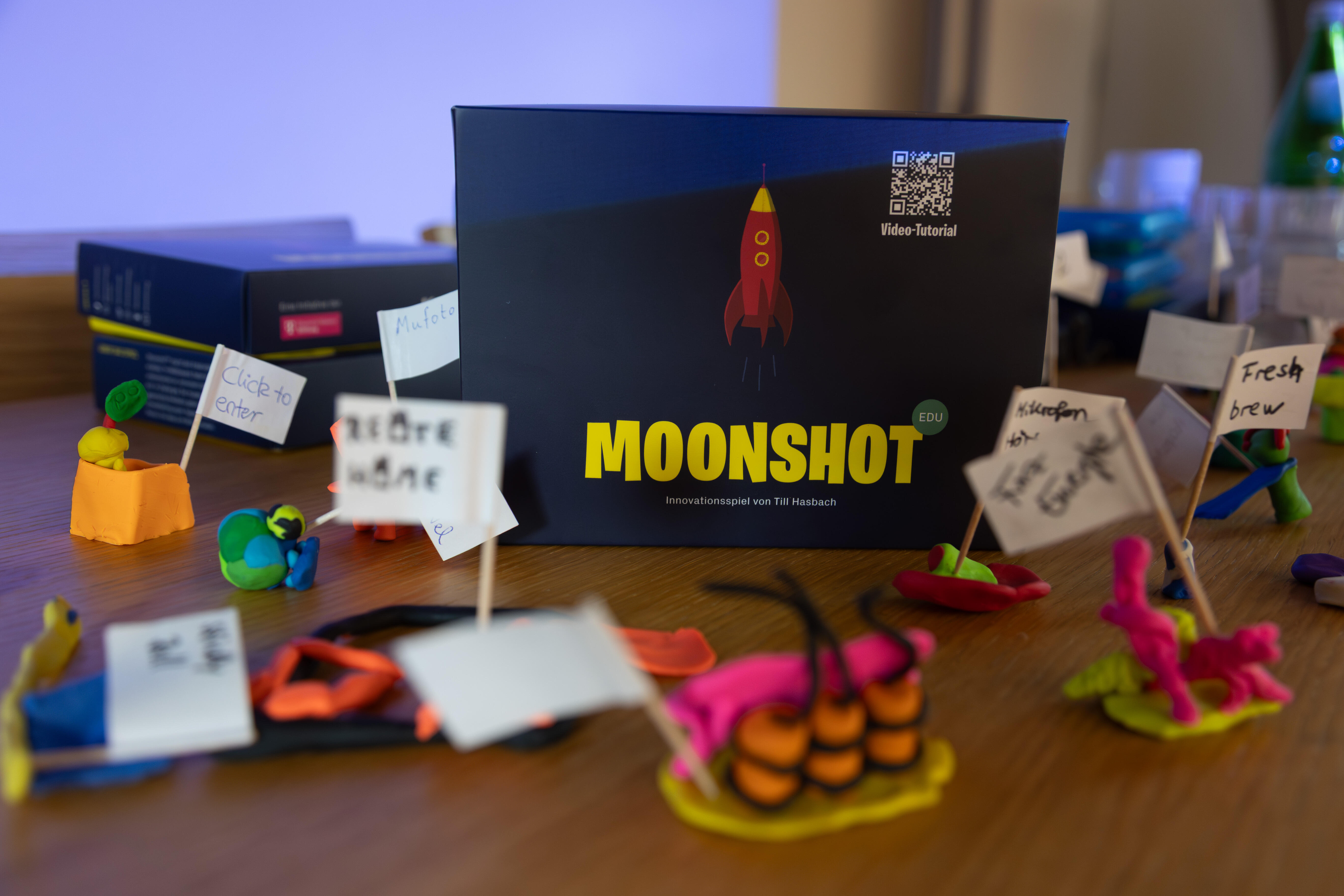 Spiel Moonshot Materialien