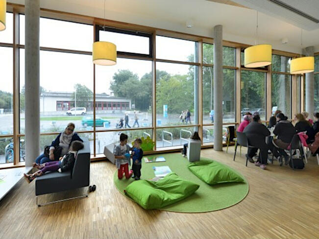 Ausruhbereiche im Bildungszentrum Tor zur Welt