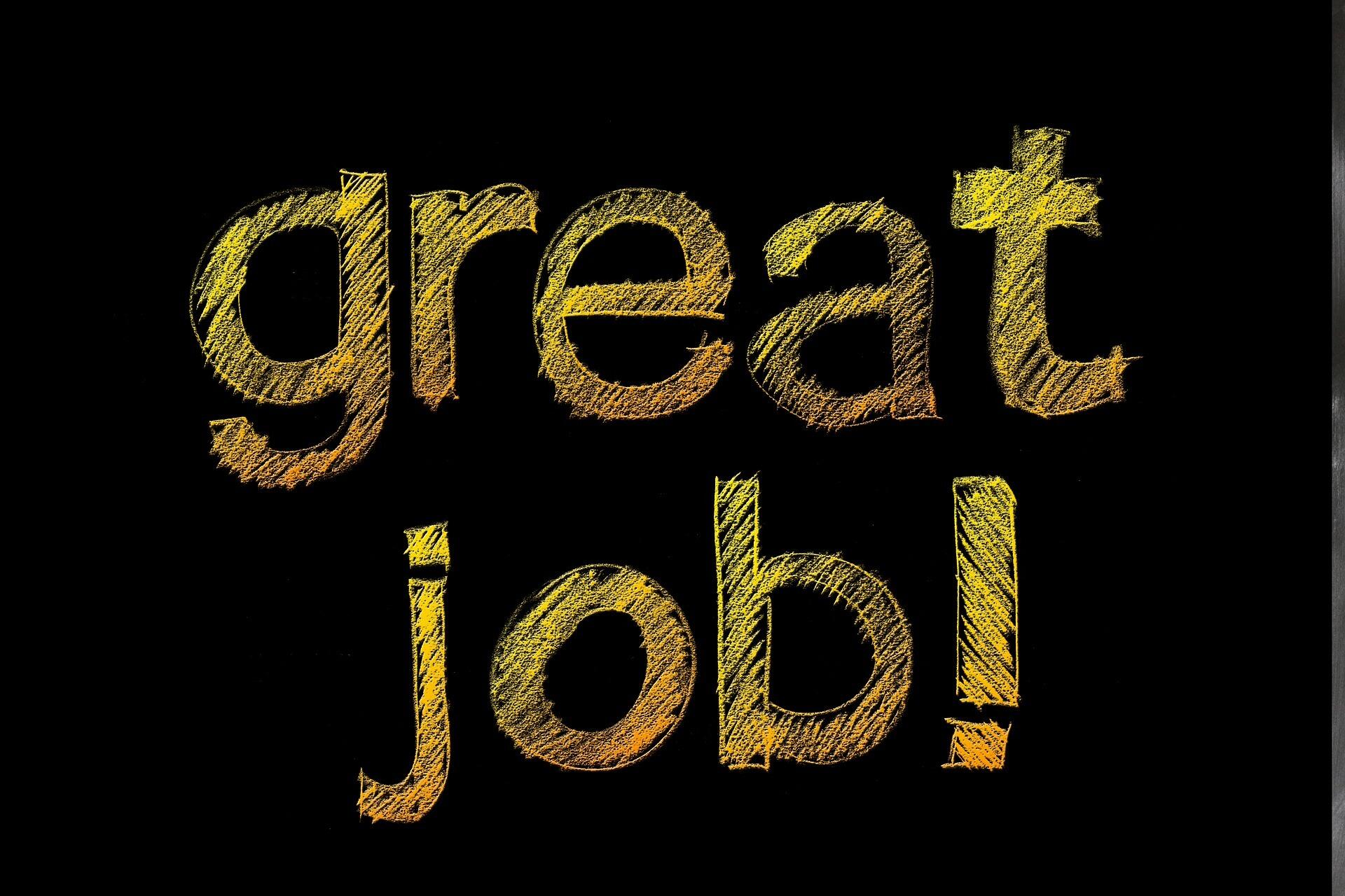 Kreidetafel mit der Aufschrift "Great Job!"