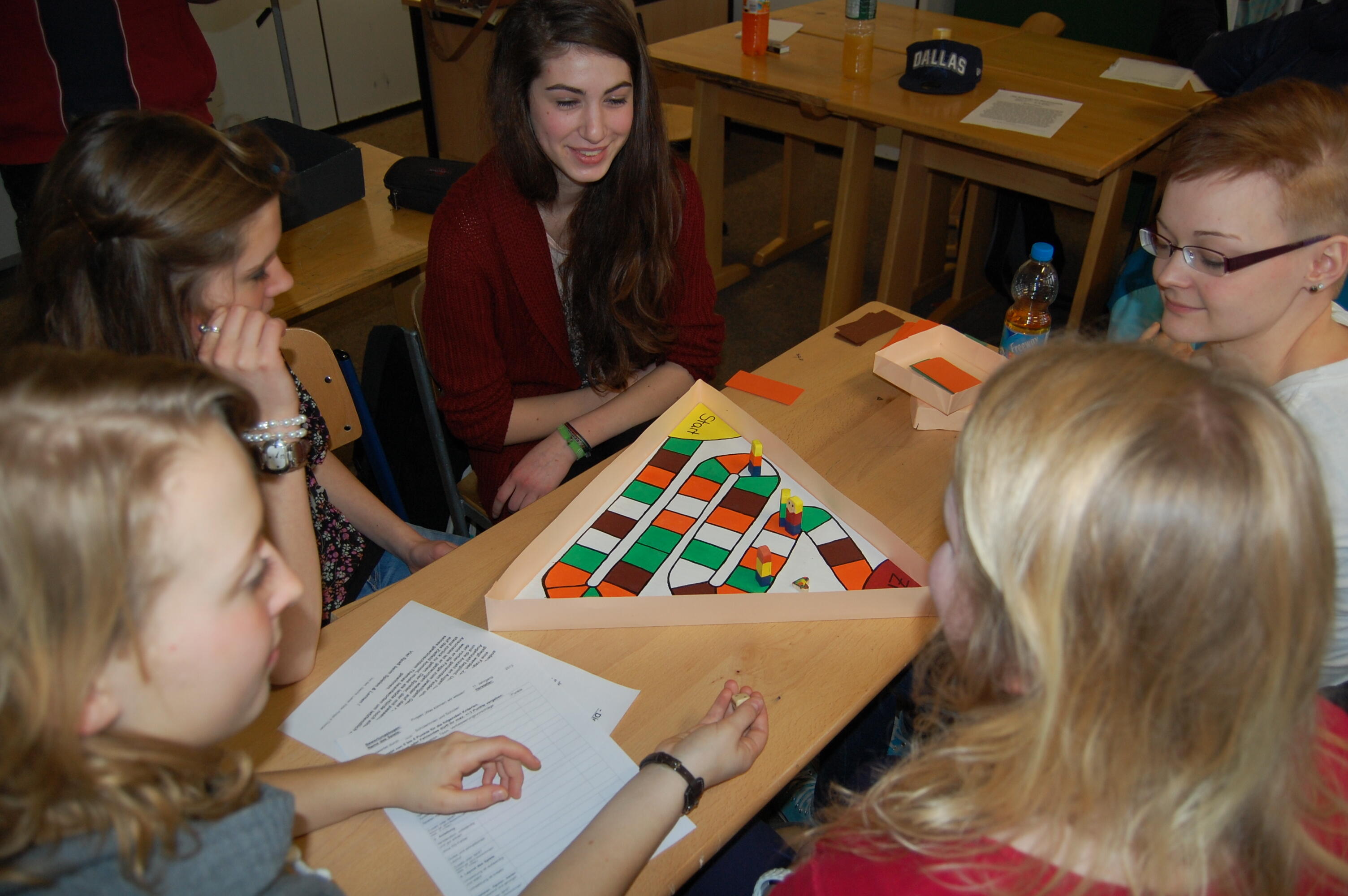 Kompaktwoche »Was können wir wissen?« - Wissenschaftliche Theorien in Brettspiele umgesetzt, Bildquelle: © Peter-Ustinov-Schule, Eckernförde